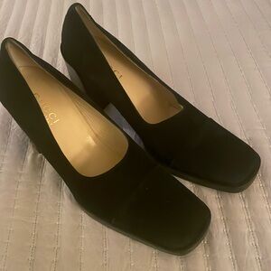 Gucci heels